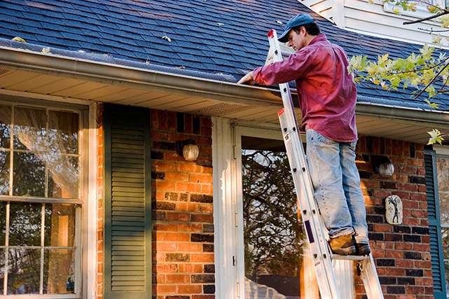 Expert Tips for Cleaning Your Gutters Safely and Effectively