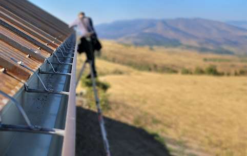 What to Expect During a Seamless Gutter Installation